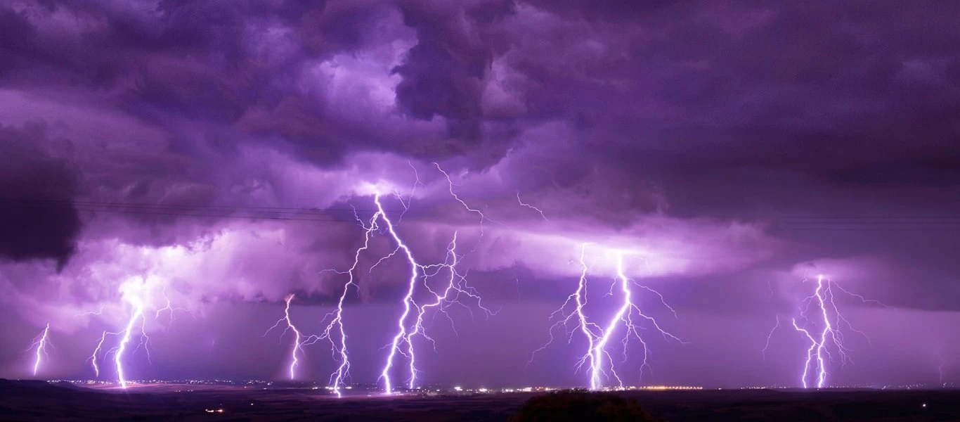 Ξεκίνησε το πέρασμα του «Αντίνοου»: Η ΕΜΥ εξέδωσε έκτακτο δελτίο για ακραία καιρικά φαινόμενα